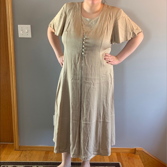 Champagne dress w/ damask insert ,18 - Picture 9 of 10